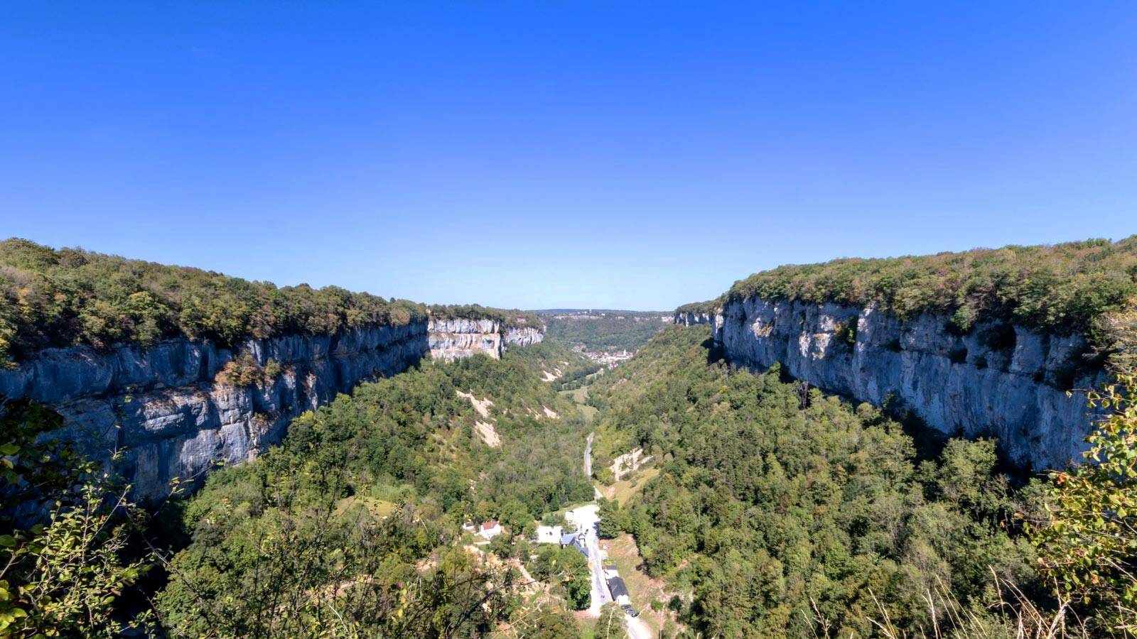 baume-les-messieurs
